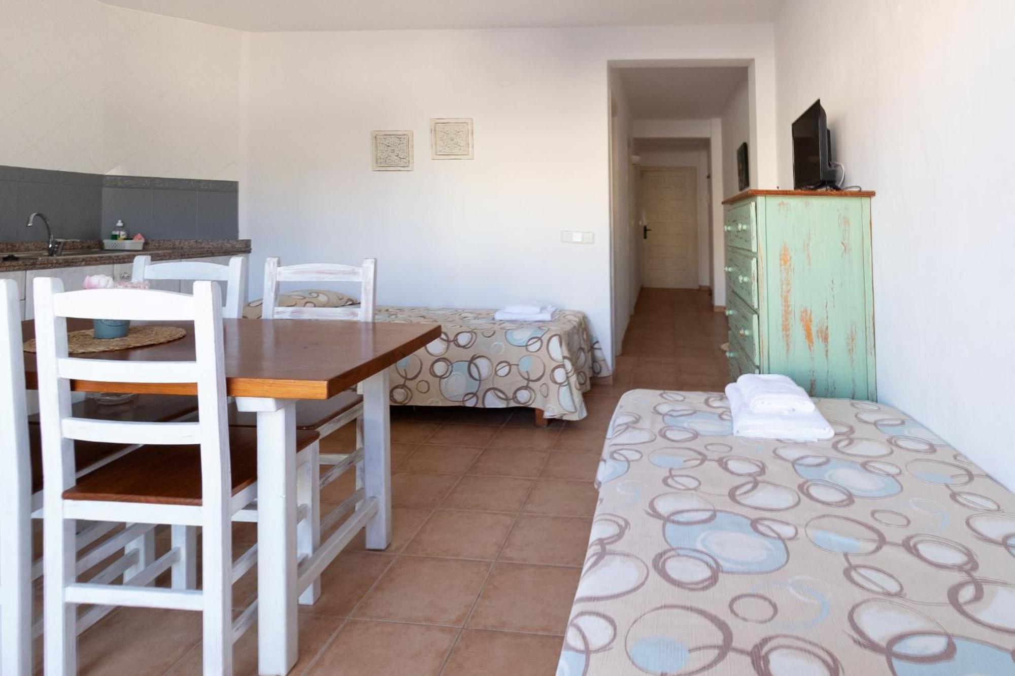 Apartamentos Timon - Emar Hotels Es Pujols Ngoại thất bức ảnh